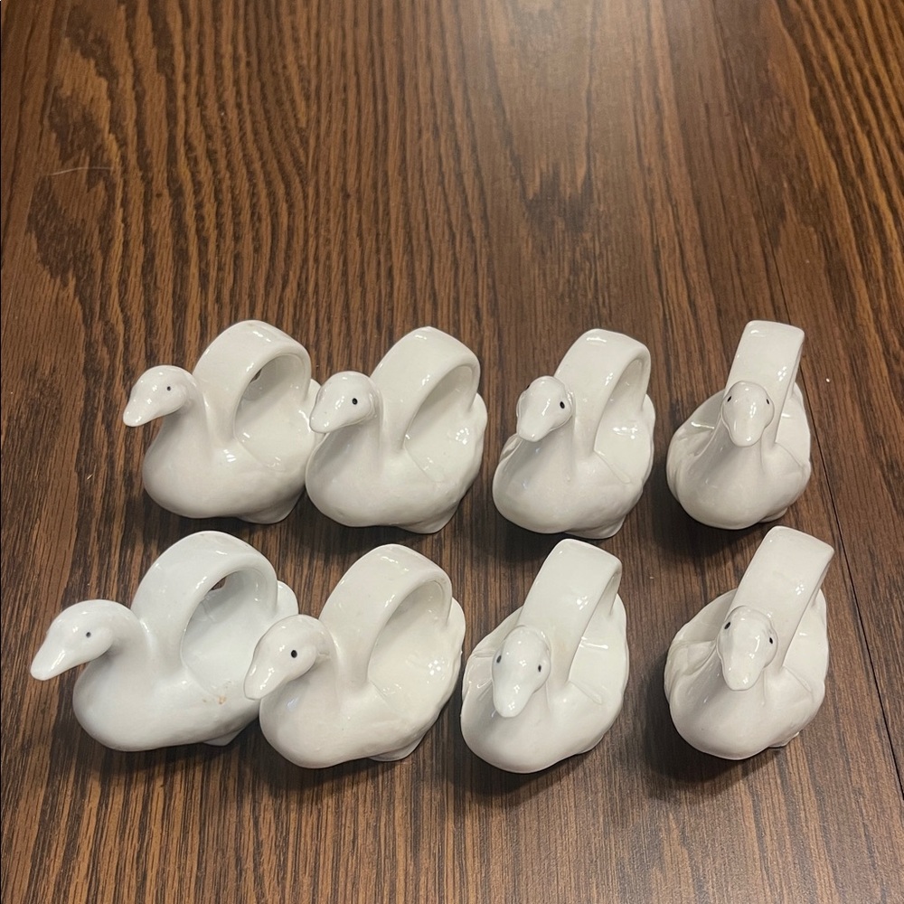 Elegant Goose Napkin Rings Set